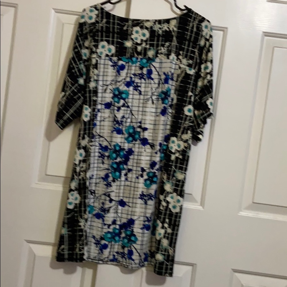 Shirt - Picture 3 of 3